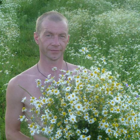 Александр любил полевые цветы